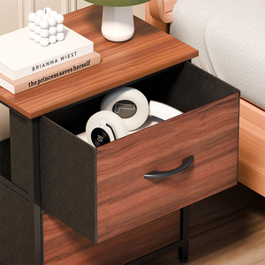 Mesita de Noche Moderna de Tela, Mesa Auxiliar Estrecha con Dos Cajones, Mueble Lateral Alto para Espacios Pequeños en el Dormitorio - Product Image 3