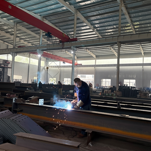 บ้านชายหาดสำเร็จรูปโครงสร้างเหล็กสระว่ายน้ำกลางแจ้ง - Product Image 1