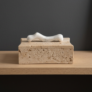 Caja decorativa de piedra travertino hecha a mano con asa de mármol que ofrece almacenamiento elegante, textura natural y lujo atemporal. - Product Image 1