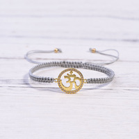 CC bijoux faits main réglable Micro incrustation CZ arc-en-ciel OM Bracelet à breloques tresse macramé Bracelet Design en vrac