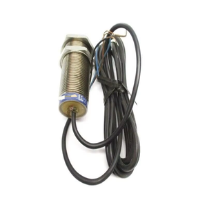 XS1M30PA370 12-48V Nuevo controlador de programación PLC de automatización Industrial de almacén listo Original - Product Image 1