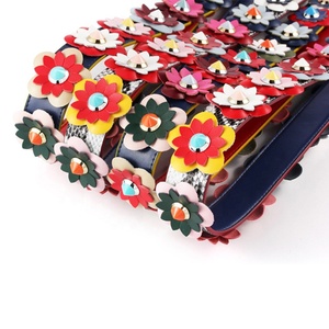 ZONESIN 4cm <span class=keywords><strong>de</strong></span> large Floral femmes épaule ceinture haut <span class=keywords><strong>en</strong></span> <span class=keywords><strong>cuir</strong></span> <span class=keywords><strong>de</strong></span> vache <span class=keywords><strong>sac</strong></span> sangles <span class=keywords><strong>sac</strong></span> cintre Vaccetta sangle <span class=keywords><strong>en</strong></span> <span class=keywords><strong>cuir</strong></span> pour sacs à main 2 pièces 90cm - Product Image 3