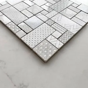 Mattonelle di arte del mosaico di progettazione del modello del bagno delle mattonelle di mosaico per la decorazione della parete