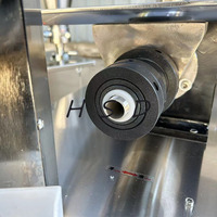 Machine à fabriquer des raviolis, des pierogi, des pelmeni, des empanadas et des samosas personnalisable à Hyderabad, machine automatique à fabriquer des tourtes à la viande