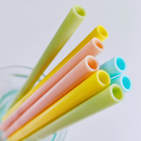 Gobelets réutilisables en plastique PP lavables et écologiques à large ouverture avec pailles, 36/40 OZ, tailles et couleurs personnalisables, accessoires de bar tendance