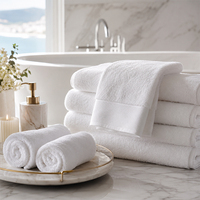 Lot de serviettes d'hôtel cinq étoiles en coton blanc 100 % à séchage rapide pour visage, mains et bain, idéal pour les suites de villégiature