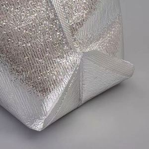 Sac isotherme avec feuille d'aluminium pour plats à emporter, conservation des barbecues, emballage, réfrigération et isolation thermique - Product Image 1