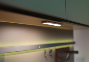 Phong cách hiện đại Battery Powered LED Đèn tủ cảm biến chuyển động 3000K nhiệt độ màu từ <span class=keywords><strong>Sticker</strong></span> núi cho chiếu sáng - Product Image 5