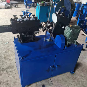 Tubo a spirale personalizzato in acciaio al carbonio che forma macchina con motore per tubo in metallo condotto ondulato che fa uso ponte 380V 7.5kw - Product Image 3