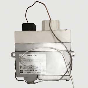 Freidora Industrial de Acero Inoxidable Kingbetter CP-F747 de Dos Tanques, Tipo Gas, con Gabinete, Certificación CE - Product Image 6