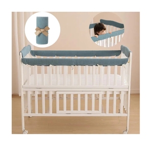 Ensemble <span class=keywords><strong>de</strong></span> 4 protège-barreaux <span class=keywords><strong>de</strong></span> <span class=keywords><strong>lit</strong></span> pour bébé en coton biologique, anti-collision, pour berceaux standard, rails longs, réversible, pour la dentition - Product Image 1