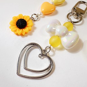 Pendentifs petits formats les plus vendus - Série couleur jaune - Pendentif tournesol en forme de cœur, porte-clés, décoration de sac, lot - Product Image 3