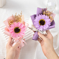 Buket tangan Hari Valentine, bunga sabun bunga matahari Mini untuk teman, bunga simulasi