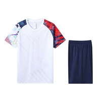 Maillot de football unisexe personnalisé de haute qualité avec logo frontal, 100 % polyester, sublimation, séchage rapide, respirant, coupe décontractée, pour adultes, OEM