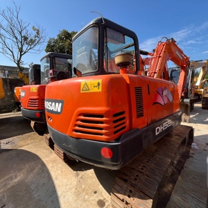 Excavadora Usada Doosan DH55, Mini Excavadora Usada Doosan Daewoo DH55, Excavadora de Orugas Usada de 5.5 Toneladas, Corea, Isuzu en Venta - Product Image 1
