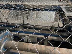 High Quality 20m 25m 30m Roll 6ft Galvanized Chain Link <b>Mesh</b> Fencing Diamond <b>Mesh</b> Factory Wholesale Price - Product Image 5