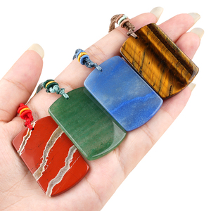 Collana con ciondolo rettangolare con corda cerata di cristallo naturale con etichetta quadrata per cani con ciondolo in pietra collana di corda per la pace e la sicurezza - Product Image 4
