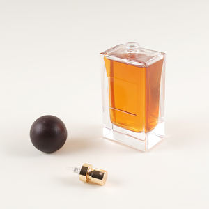 Flacon de parfum vide en verre personnalisé de 50 ml, emballage de flacon de parfum vintage avec bouchon en bois - Product Image 3