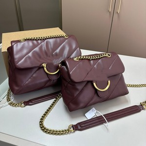 White Quilted Chain Shoulder Bag With Gold Hardware Fashion Crossbody Bag For Everyday Use All Seasons Spring 2026 - Product Image 3