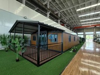 Maison préfabriquée pliable et extensible de luxe moderne de 40 pieds, maison préfabriquée mobile isolée et résistante aux ouragans de 20 pieds avec mobilier