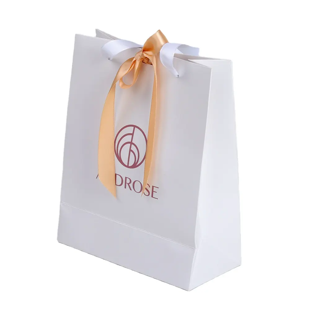 사용자 정의 인쇄 로고 그림 멋진 화이트 브라운 크래프트 쇼핑 선물 종이 가방 실크 리본 손잡이 회색 선물 종이 가방