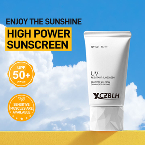 <span class=keywords><strong>Crème</strong></span> <span class=keywords><strong>solaire</strong></span> hydratante SPF 50 OEM ODM, pure, biologique, à la vitamine C, à base de plantes, naturelle, respectueuse du corail - Product Image 6