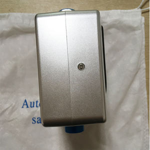 วาล์วชำระล้างโถปัสสาวะอัตโนมัติแบบไร้สัมผัส HY-386D พร้อมเซ็นเซอร์ วัสดุ ABS และทองเหลือง ติดผนัง ดีไซน์ทันสมัย เหมาะสำหรับโรงแรมและห้างสรรพสินค้า - Product Image 6