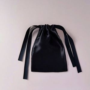 Sac d'emballage personnalisable en satin avec cordon de serrage, anti-poussière avancé, pour montres, bijoux, lunettes et autres accessoires - Product Image 5