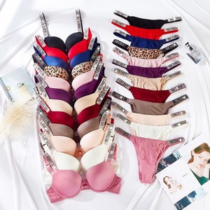 Conjunto de sujetador de satén sexy de Victoria's <span class=keywords><strong>Secret</strong></span>, 2 piezas, transpirable, ecológico, bordado, malla transparente, lencerí<span class=keywords><strong>a</strong></span> para mujeres maduras - Product Image 1