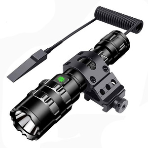 Linterna Táctica LED de Aluminio Recargable por USB Niaconn de 10W, Resistente al Agua, con Zoom, Regulable, de Largo Alcance - Product Image 1