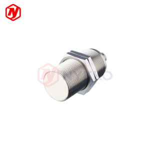 Original Ifm IIT212 a Flush Mount Inductive Sensor With a Wide Temperature <b>Range</b> for Use in Heavy Duty Equipment IIT212 - Product Image 2