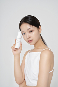 Esencia de péptido antiarrugas Cosméticos veganos Piel sensible Mejora de arrugas Efecto blanqueador Cuidado DE LA PIEL funcional - Product Image 6