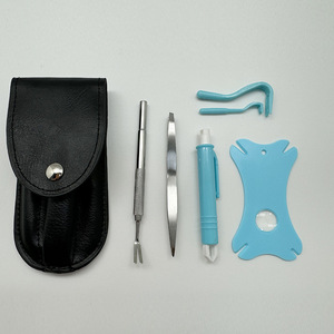 Kit de 7 outils portables multifonctionnels pour enlever les tiques aux animaux domestiques, pincettes professionnelles en acier inoxydable, peigne anti-puces, extracteur de poux pour chiens et chats - Product Image 2