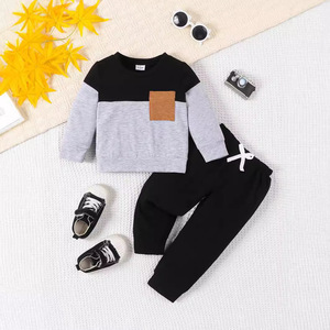 Completo Invernale Casual per Bambini con <span class=keywords><strong>Felpa</strong></span> e <span class=keywords><strong>Pantaloni</strong></span>, Set da 2 Pezzi in Cotone alla Moda con <span class=keywords><strong>Felpa</strong></span> Bicolore Patchwork - Product Image 3