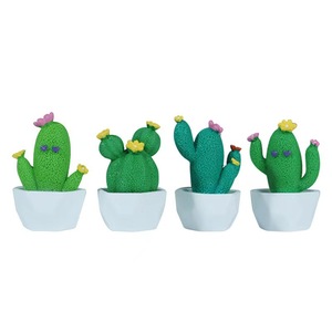 Joli cactus artificiel en pot, mini-ornement en résine, décoration de bureau, cadeau artisanal, design moderne, lot de plusieurs pièces - Product Image 5