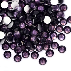 Oleeya Glass Rhinestones Flat Back Non Hotfix for Custom Tumbler <b>Boxes</b> - Product Image 2