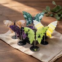 Ailes de papillon en cristal naturel sculptées à la main avec support en métal, pierre de guérison, ornement de papillon sculpté à la main, décoration de la maison, cadeau