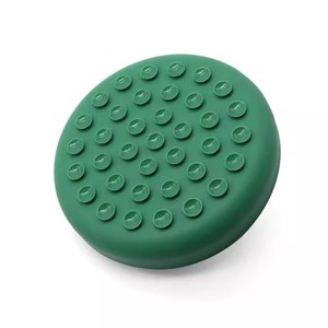 Tapis de léchage en silicone à motif solide moderne pour chiens et chats, pour l'entraînement, le bain et le toilettage - Product Image 6