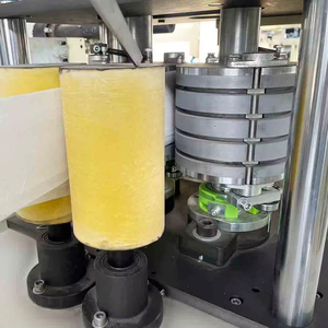 Machines automatiques de fabrication de <span class=keywords><strong>lingettes</strong></span> humides RICH pour les restaurants, prix des machines à papier pour serviettes en papier - Product Image 5