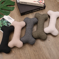 Jouet créatif pour animaux de compagnie en gros, jouet à mâcher durable en forme d'os pour chien, jouet couineur, alternative au bâton à mâcher, jouet pour animaux de compagnie à usage quotidien