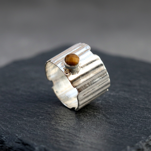 Anillo de Boda Minimalista de Plata de Ley 925 con Engaste de Ojo de Tigre Natural Certificado por IGI, Precio de Fábrica al por Mayor - Product Image 3