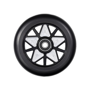 Huoli 3D Pro Stunt Kick <span class=keywords><strong>Freestyle</strong></span> Scooter avec roues en PU noir Accessoires de planche à roulettes en aluminium pliants pour adultes inclus - Product Image 1