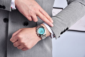 Reloj de lujo para mujer, de cuarzo, con logotipo personalizado, <span class=keywords><strong>precio</strong></span> sr626sw, 2022 - Product Image 4