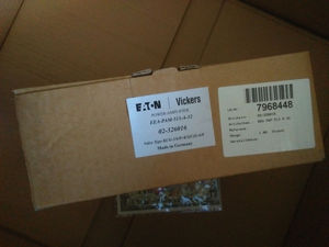 New VICKERS EEA-PAM-513-A-32 EE-04050-042 52330 33 - Product Image 1