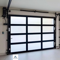 Porte de garage en aluminium à profilé bois, faible entretien, haute résistance, idéale pour les pays humides, avec cadre en aluminium et verre.