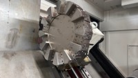 Tour à métaux CNC 1000mm avec tourelle à 12 stations et lit incliné Système GSK 700 Tour CNC à lit incliné TCK