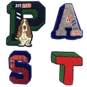 Chapeau en PU brodé personnalisé Ortha Evra Ventralex en chenille Logo en fer en forme de cœur 1-3 jours de bricolage échantillon logistique 1-3 jours de bricolage - Product Image 1