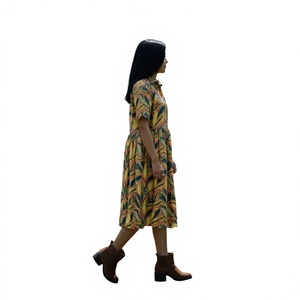 Robe longue imprimée en lin, style dernière mode, avec motif personnalisable et logo éco-responsable - Product Image 4