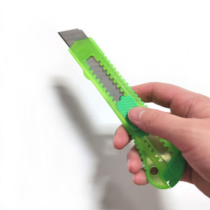 Coltello Multiuso Bestseller, Utensile per Arte e Taglio, Taglierino Manuale per Carta e Apertura Scatole - Product Image 5