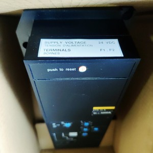 Prodotti genuini Schneider <span class=keywords><strong>Merlin</strong></span> Gerin Str28d Std38 Str38s unità di protezione - Product Image 3